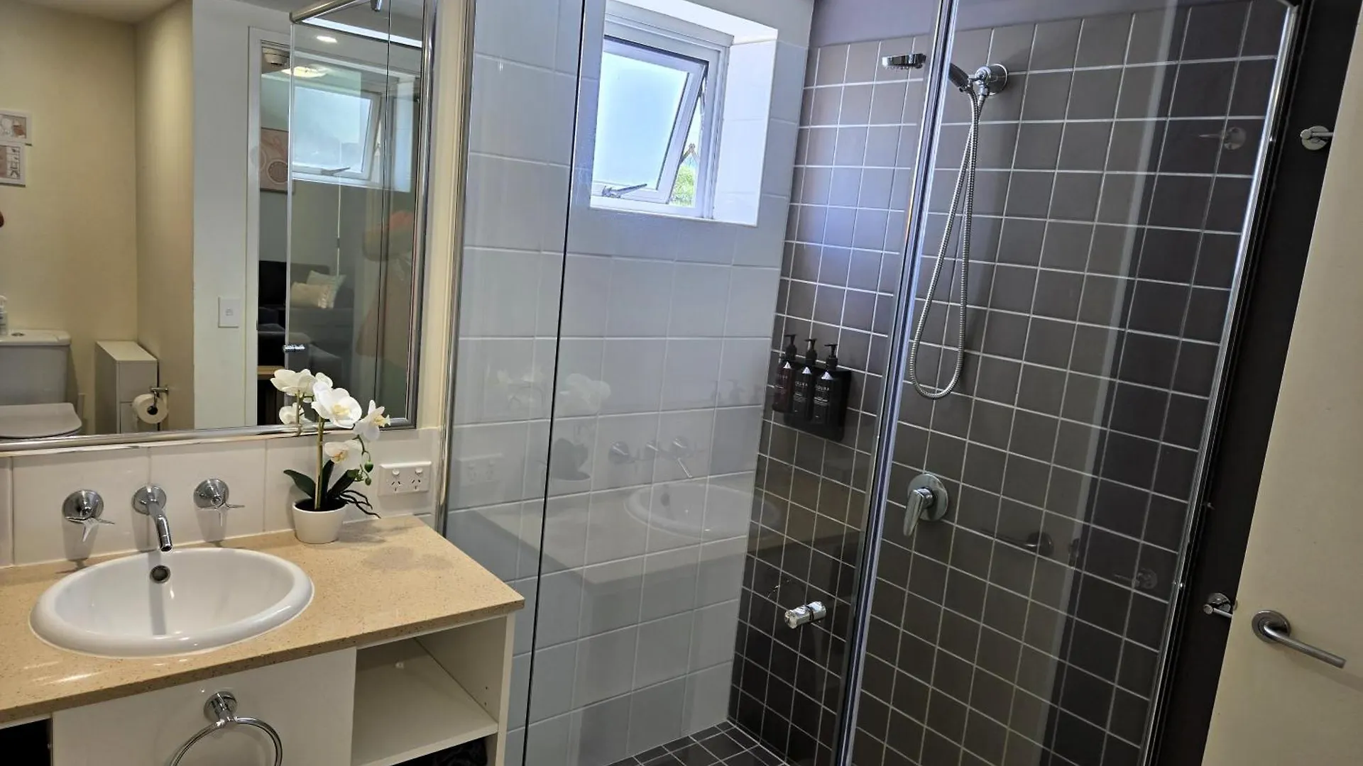 Cairns Reefside Retreats Apartment Australia